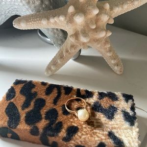 Cultured Pearl and 14k Gold Ring